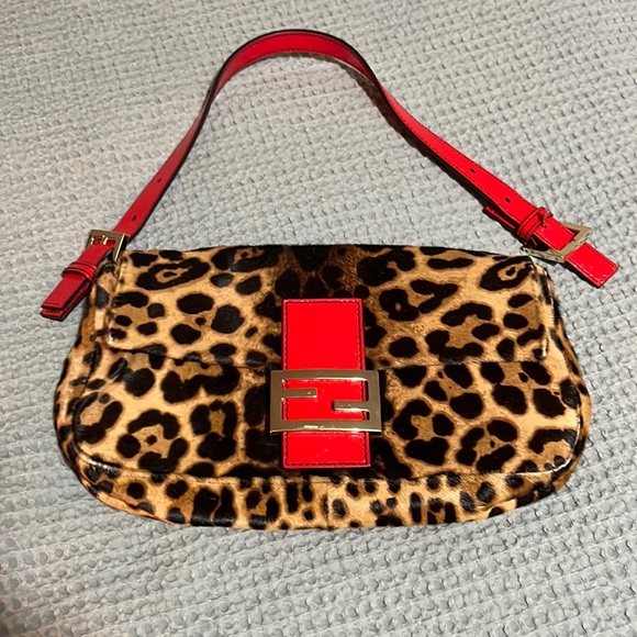 Fendi Handbags - A classic style that never dies ~